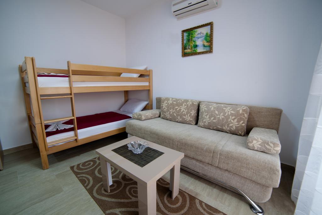 Kollari Apartments Ulcinj Luaran gambar